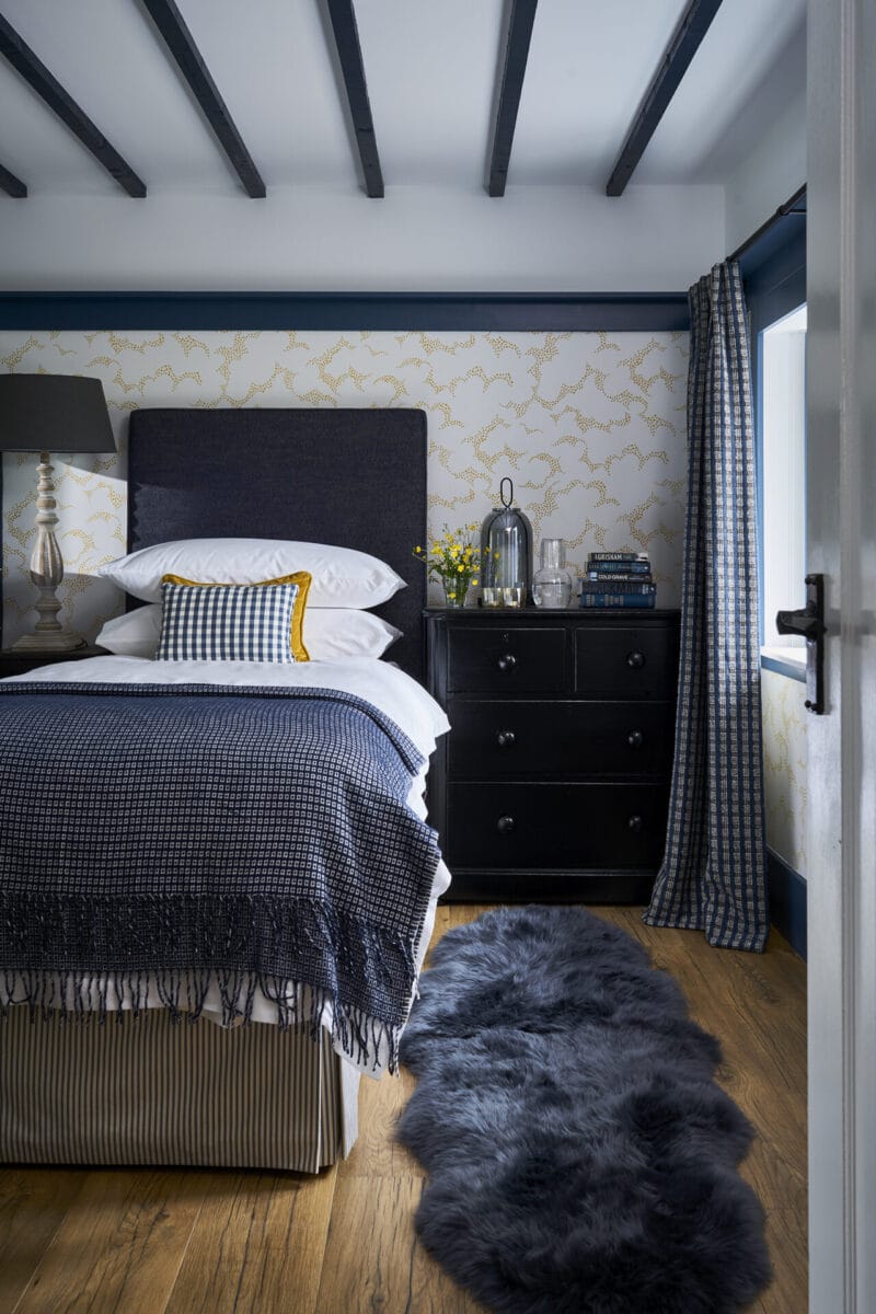 luxury self catering honeysuckle cottage