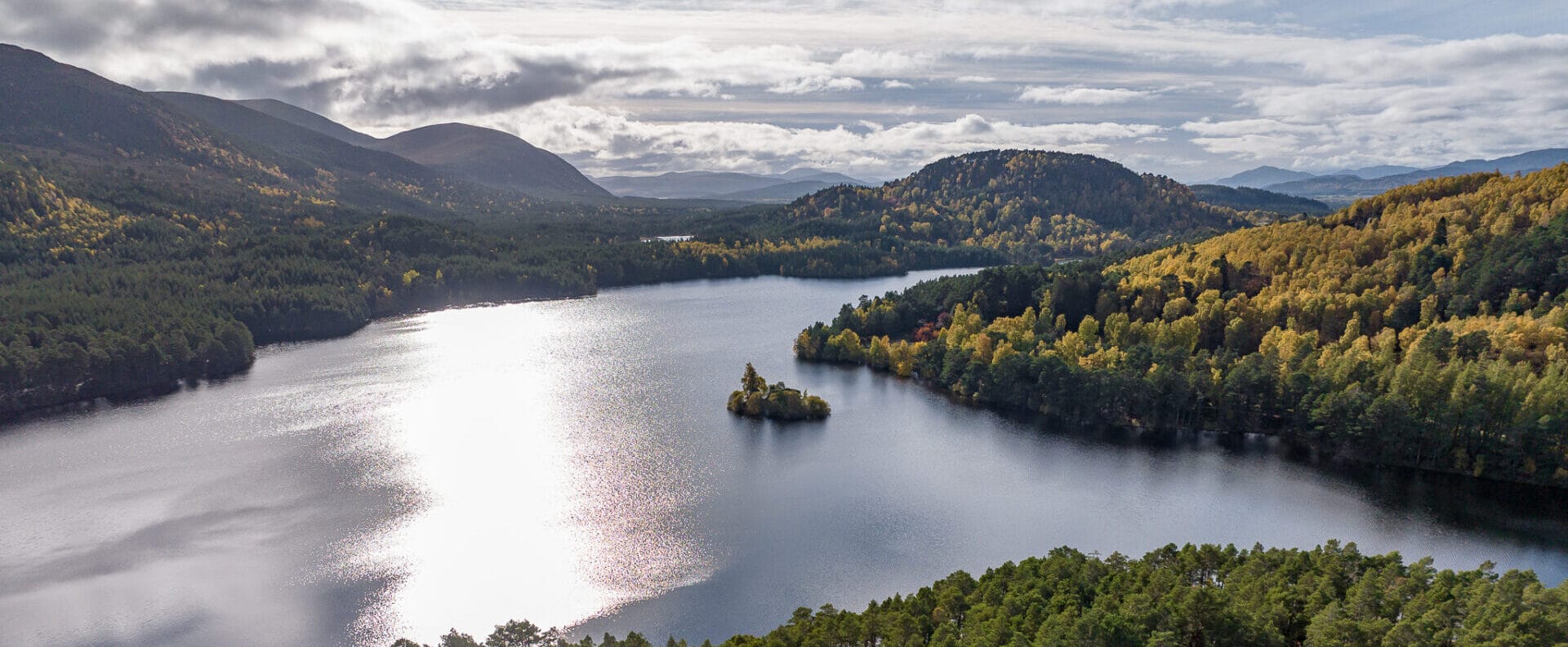 Discover a luxury holiday in the Scottish Highlands. Our beautifully restored traditional Scottish accommodation can be hired on a self-catered or fully pampered basis. Discover the Scottish Highlands with Hidden Highland Retreats