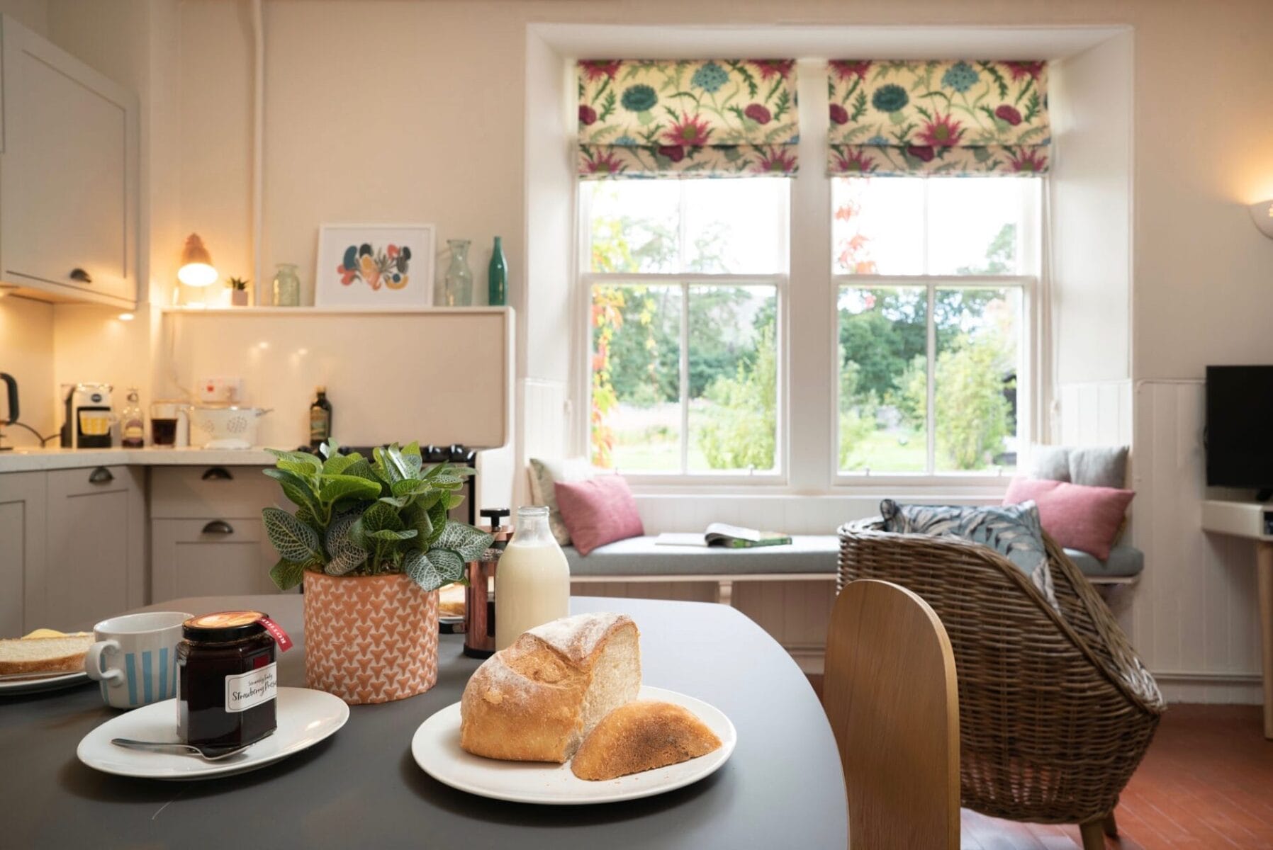 Flexible Arrival Days - Highland Cottages - garden flat 25