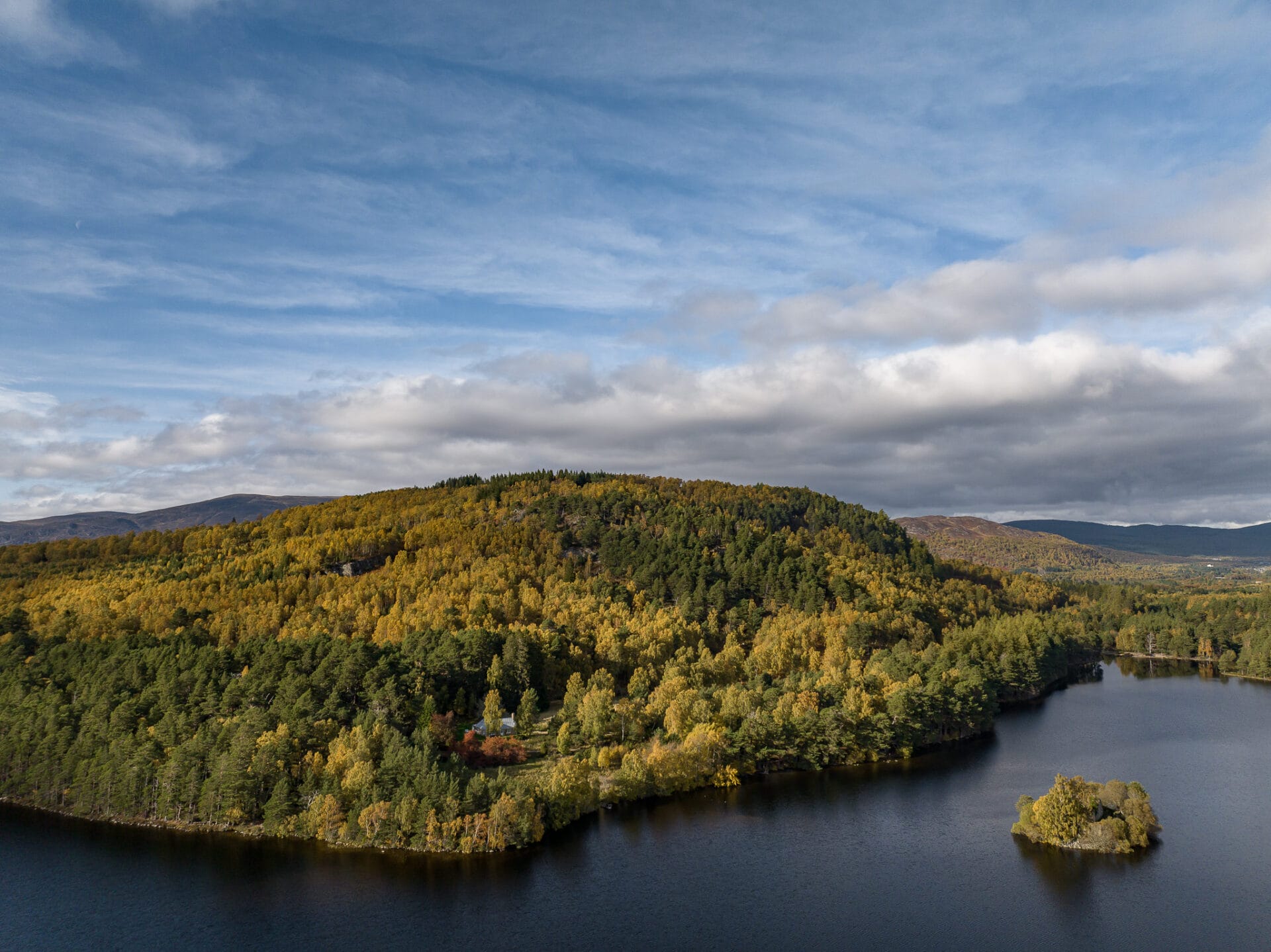 Highland Luxury Cottage | Loch an Eilein Cottage Rothiemurchus
