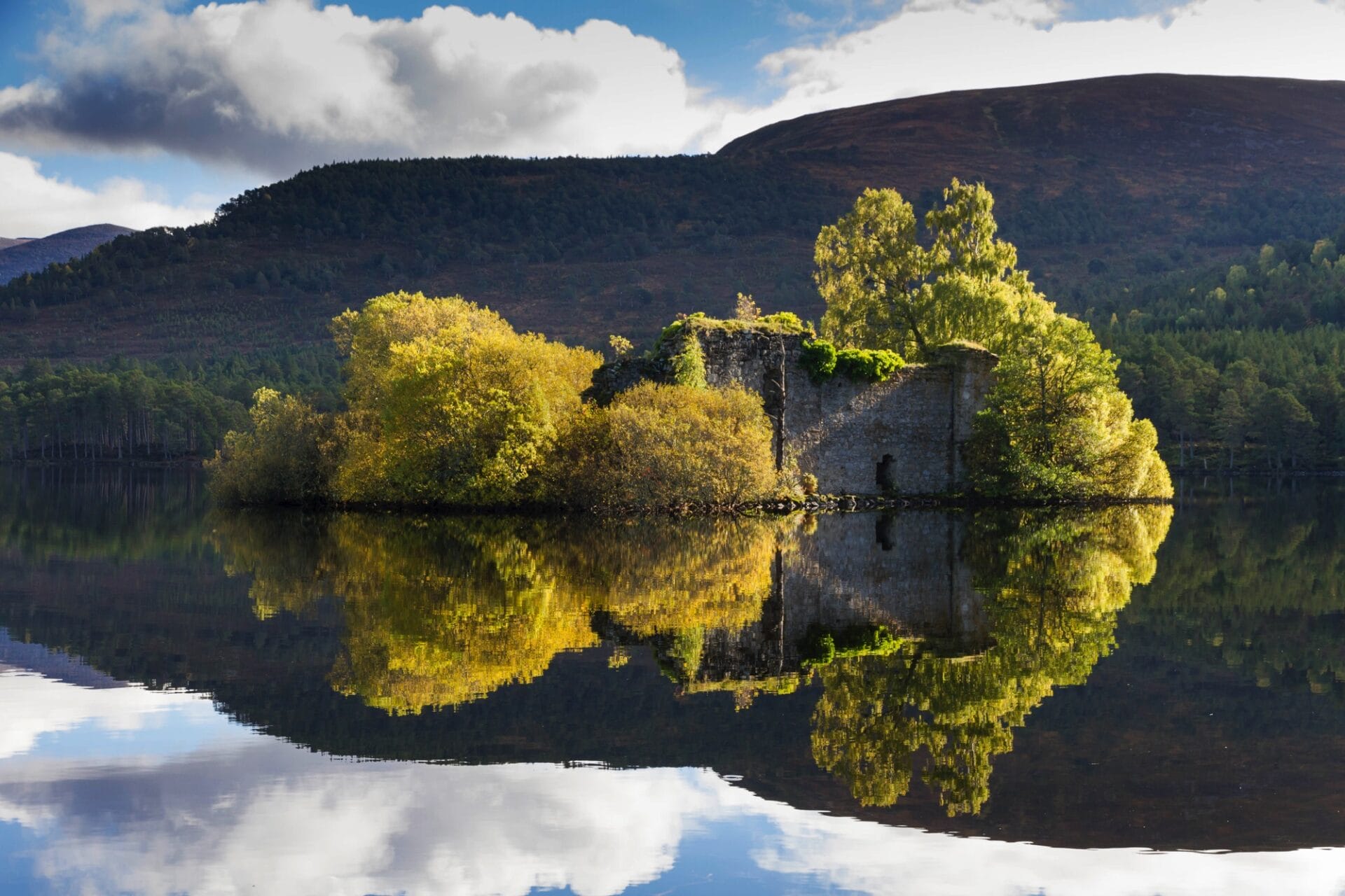 Highland Luxury Cottage | Loch an Eilein Cottage Rothiemurchus