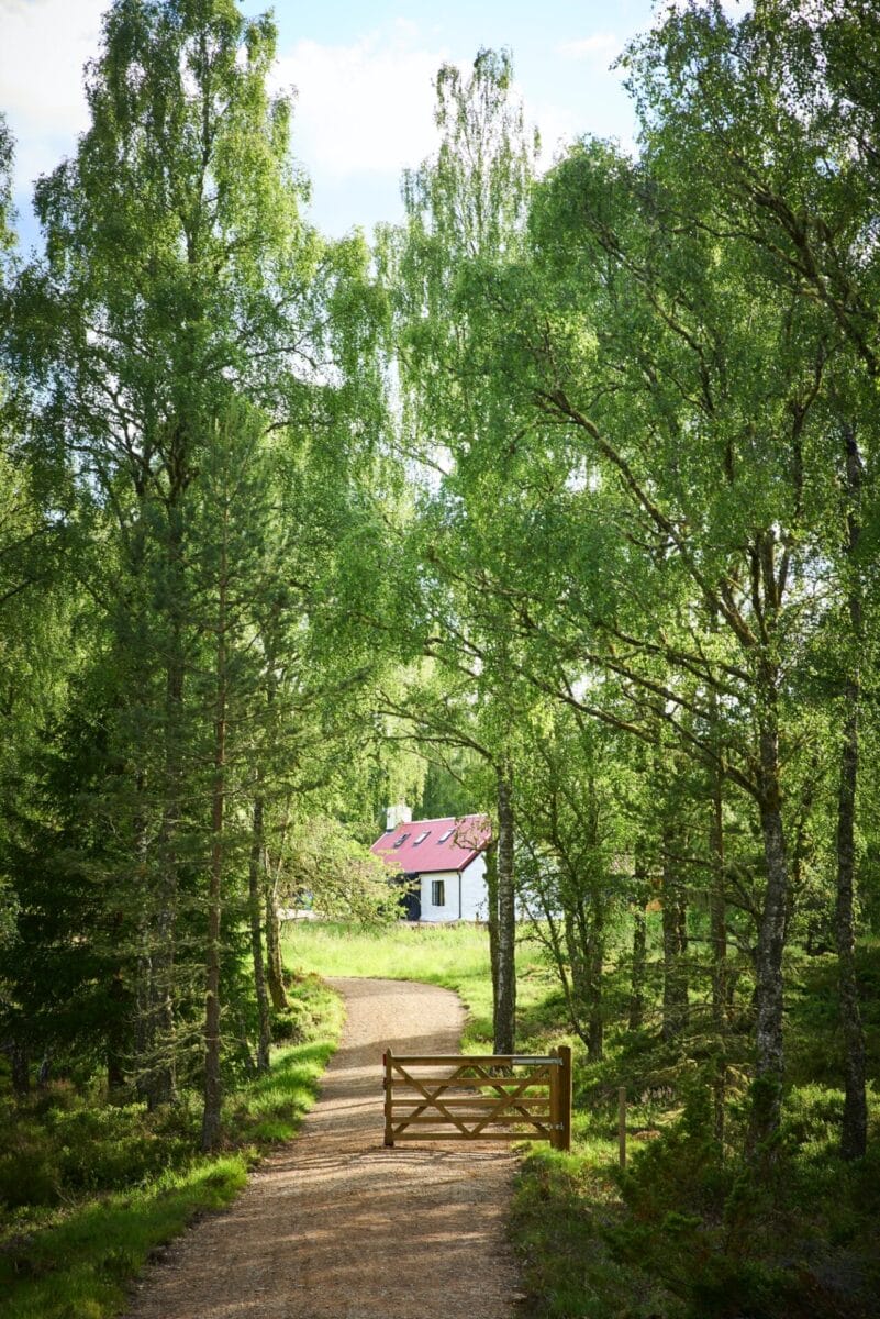 Scottish Holiday Cottage with a Sauna - milton external 03